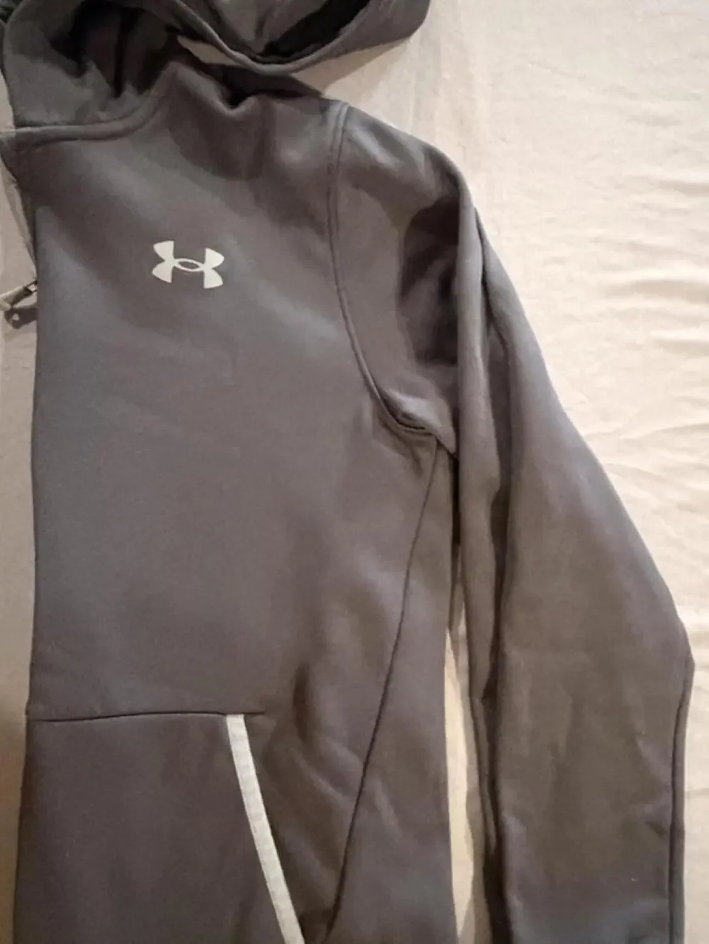 Under Armour Kids Gray Hoodie Size 12